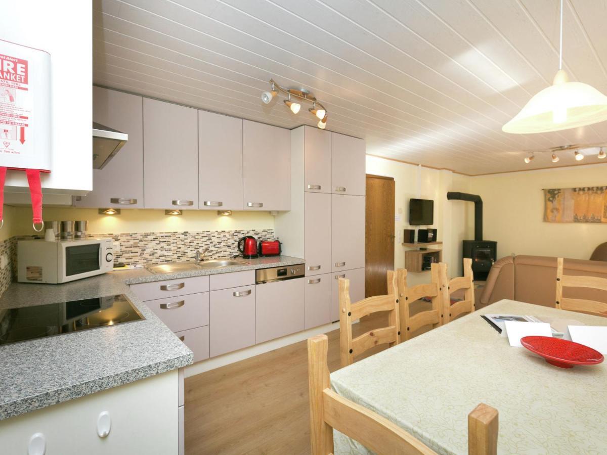 Apartment In Salzburgerland Near The Ski Area Фихофен Экстерьер фото
