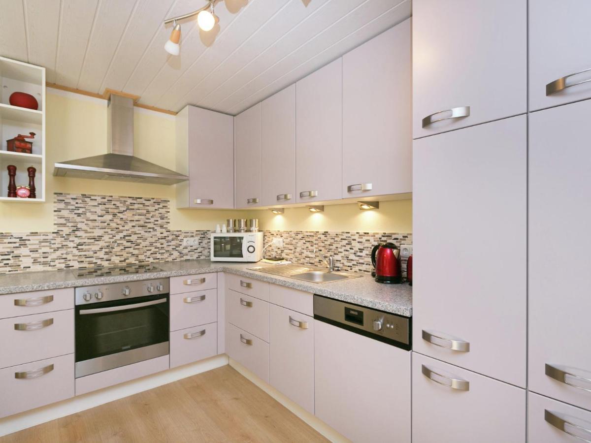 Apartment In Salzburgerland Near The Ski Area Фихофен Экстерьер фото