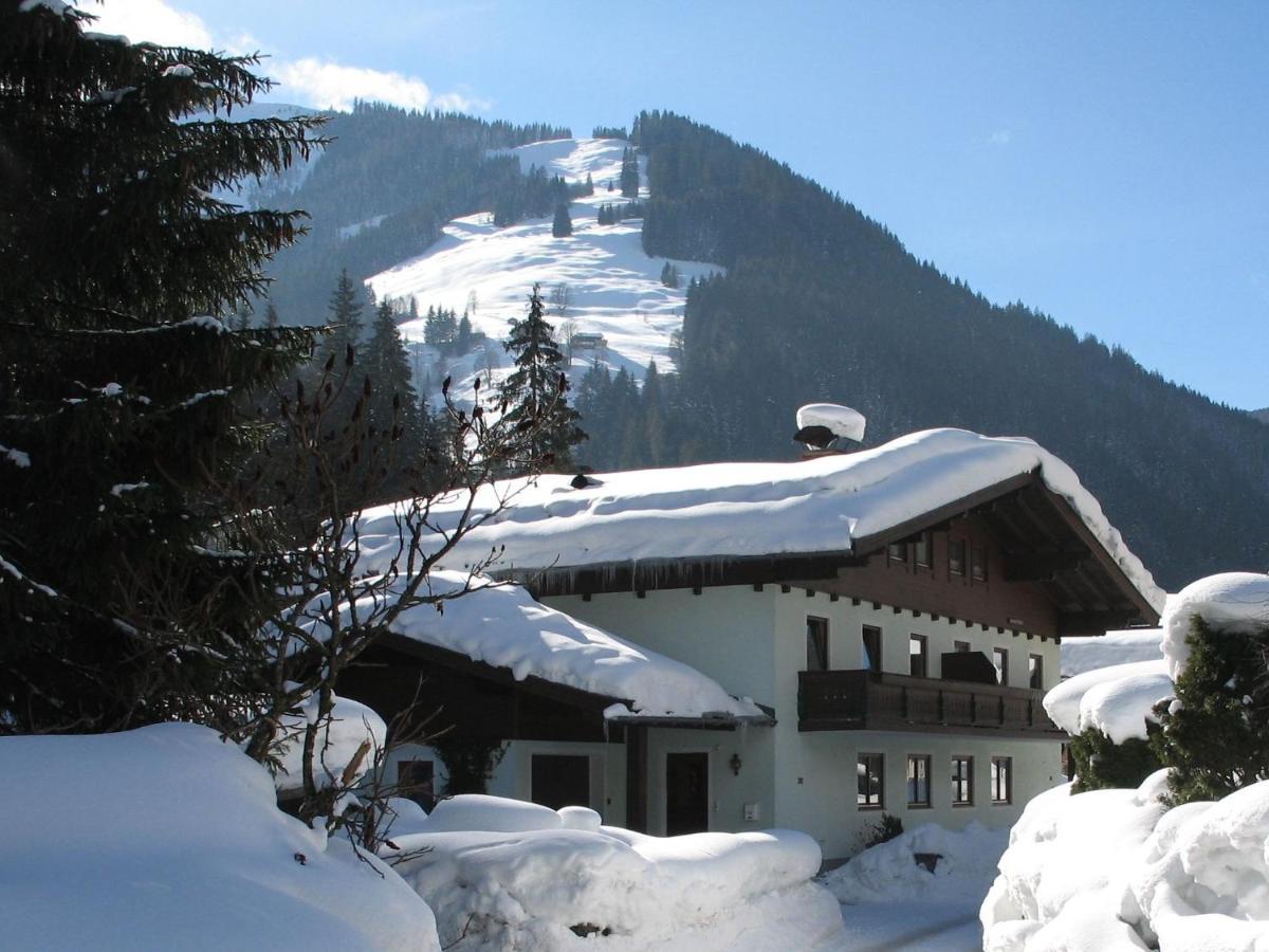 Apartment In Salzburgerland Near The Ski Area Фихофен Экстерьер фото